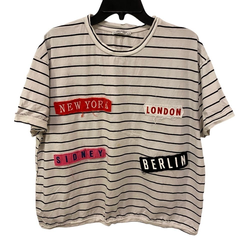 Zara Trafaluc Distressed Striped Graphic Cities Patch Crewneck T-Shirt Large L